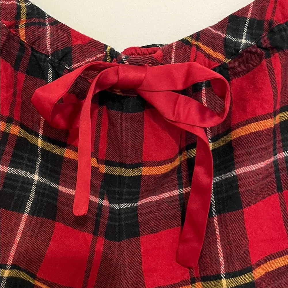 Skims Flannel Micro Sleep Shorts - Picture 9 of 15